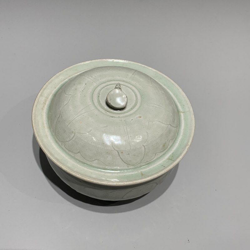 明代 青釉蕉叶纹盖钵 - 图4