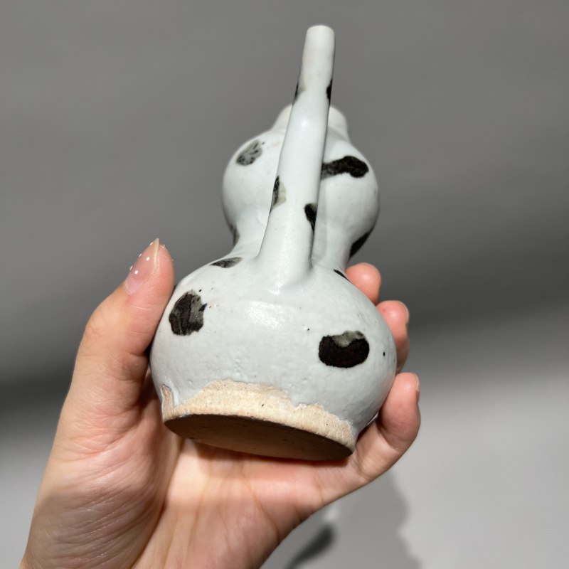 明代 青白釉点彩壶 - 图5