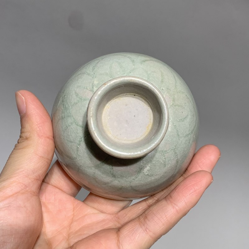 明代 青釉刻花温酒壶、盏、托一套 - 图21