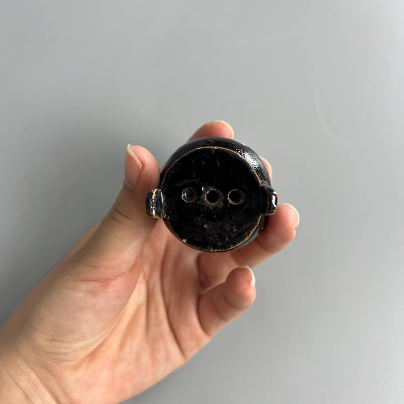 明代 黑釉三足香炉 - 图7