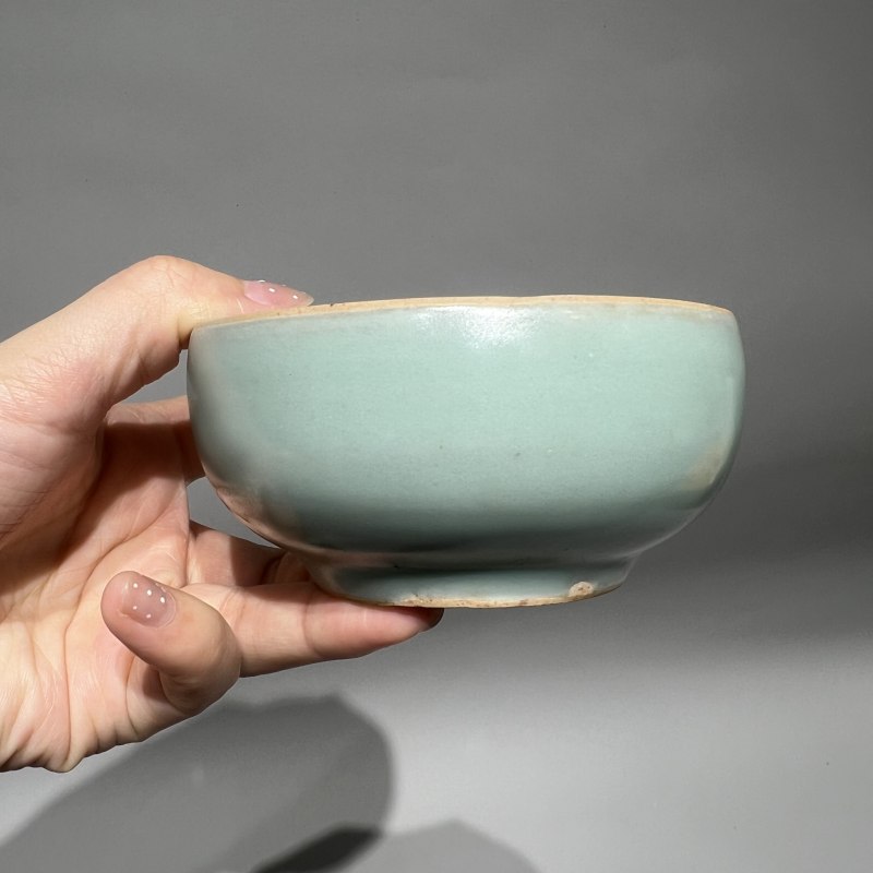 明代 龙泉窑粉青釉屈卮 - 图7
