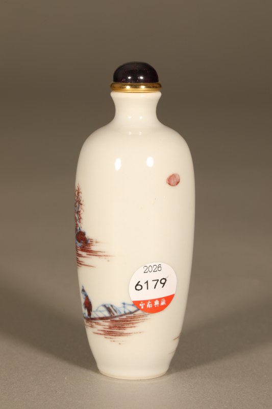 清 青花釉里红山水人物鼻烟壶 - 图4