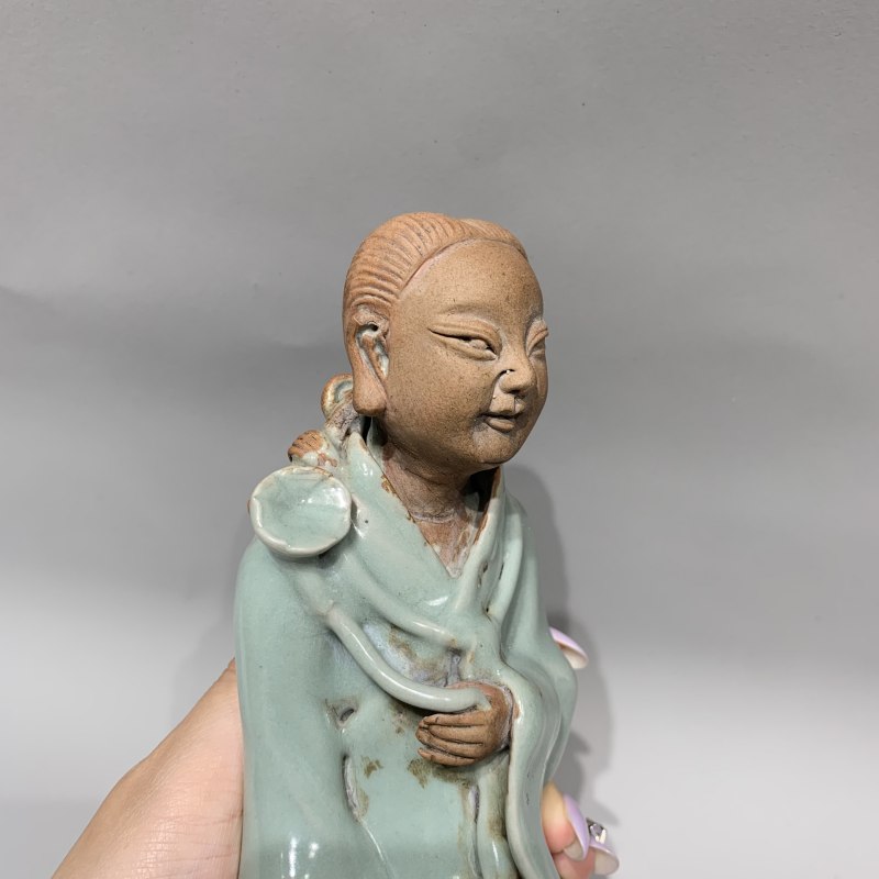 元代 龙泉窑粉青釉何仙姑造像 - 图6