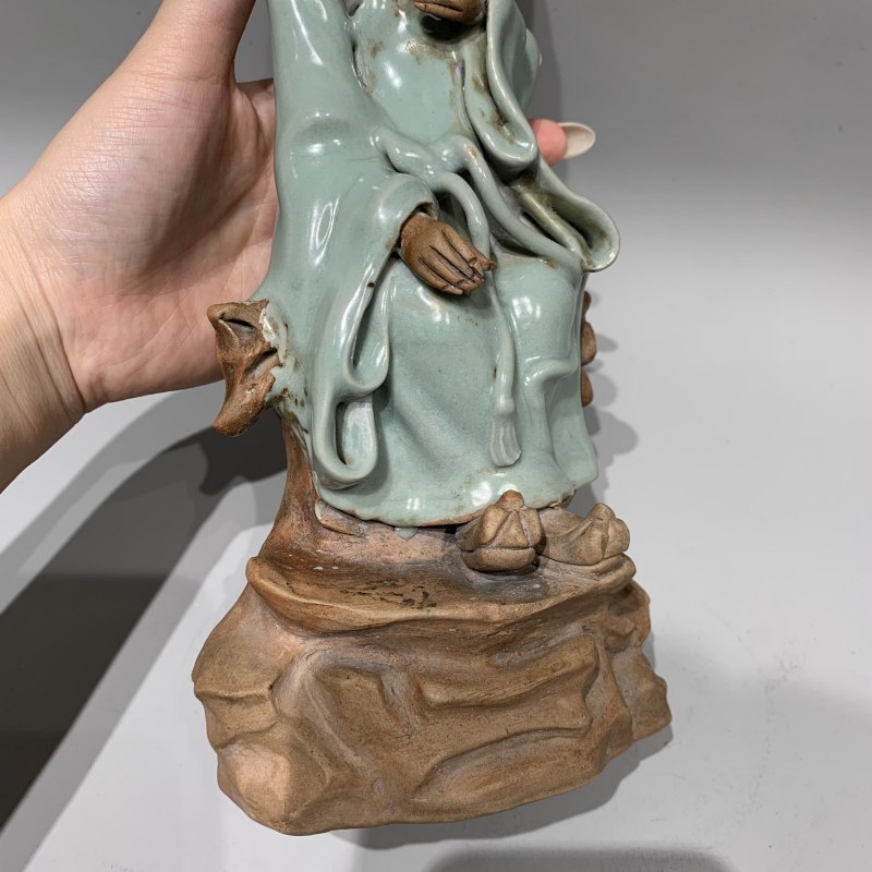 元代 龙泉窑粉青釉何仙姑造像 - 图8