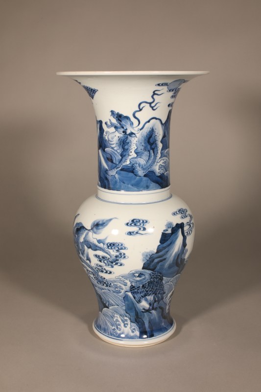 清青花海水瑞兽纹花觚 - 图5