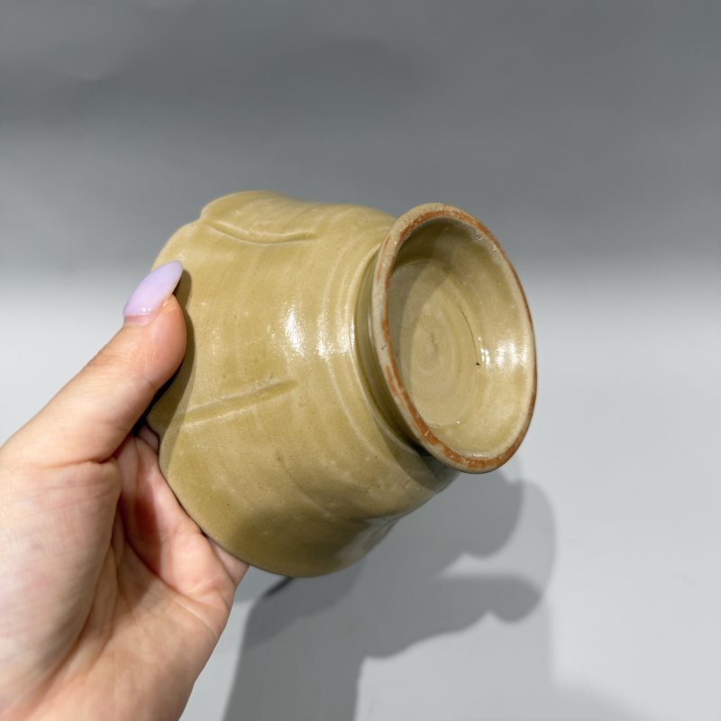 明代 青釉花口高足杯 - 图10