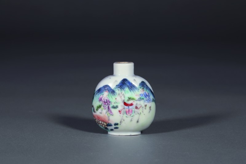 清道光 粉彩山水人物鼻烟壶 - 图1