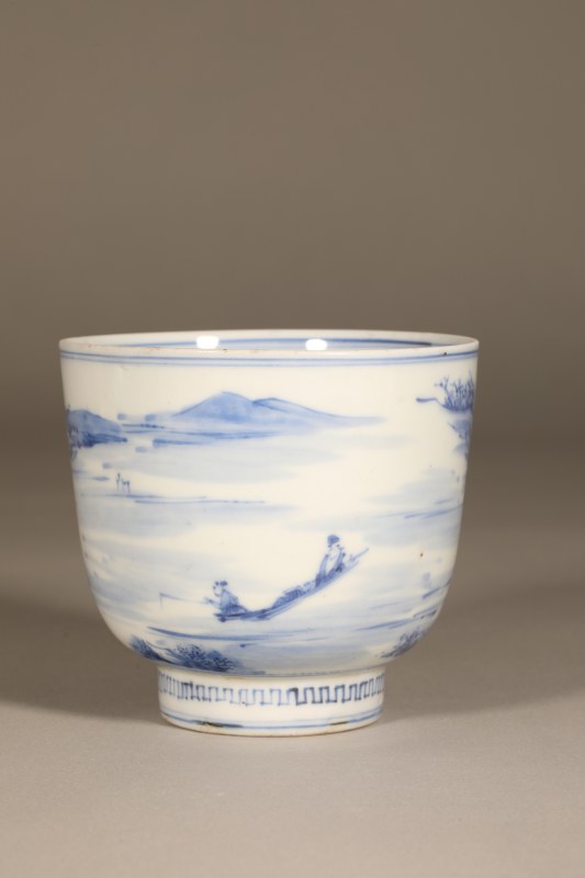 清康熙 青花山水人物钟式碗 - 图6