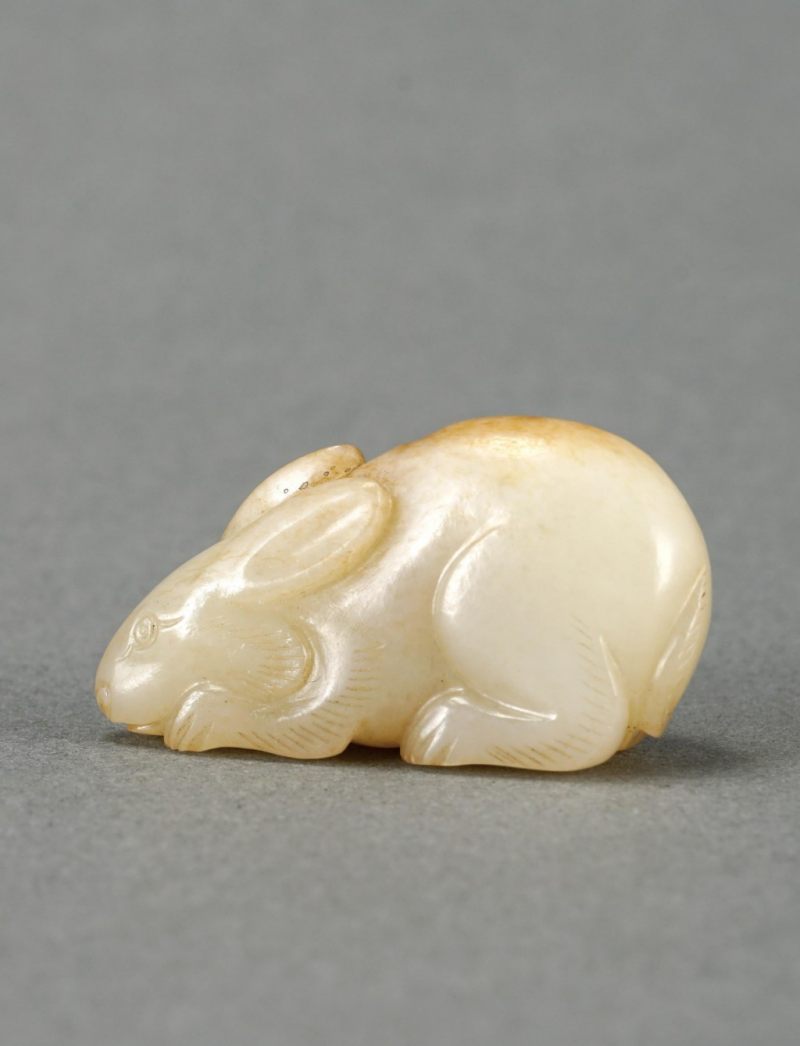    清 白玉兔子擺件