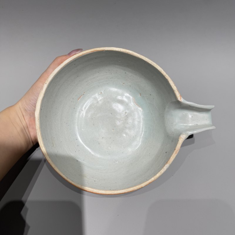 元代 景德镇窑枢府釉匜 - 图3
