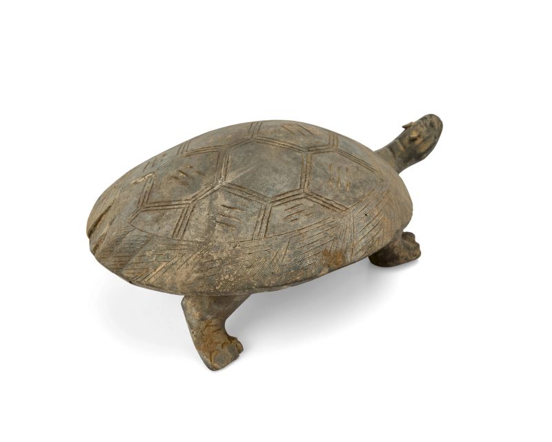 漢 陶製龜形八卦紋蓋硯 | A Chinese pottery tortoise-shaped inkstone and cover - 图3