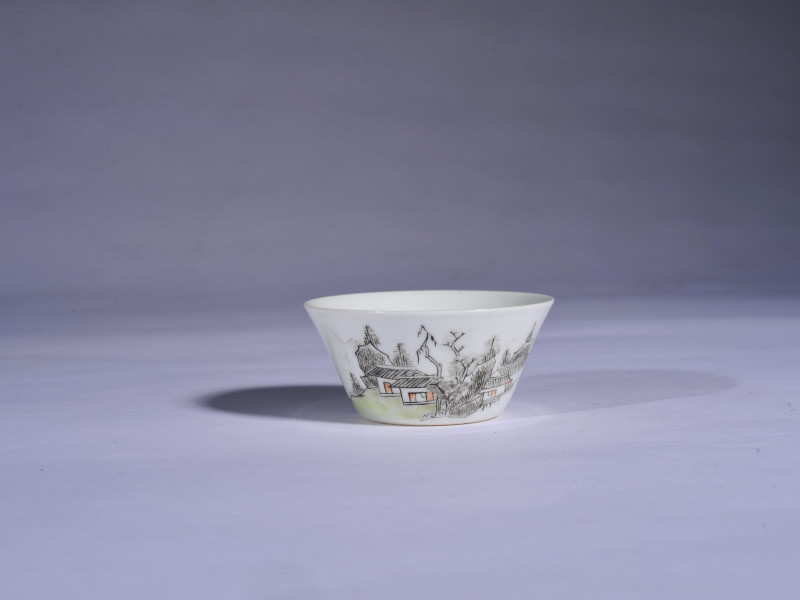 清中期 墨彩山水纹马蹄杯 - 图1