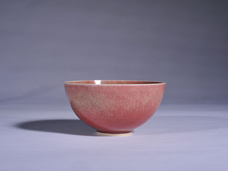 清 豇豆红釉碗 - 图1