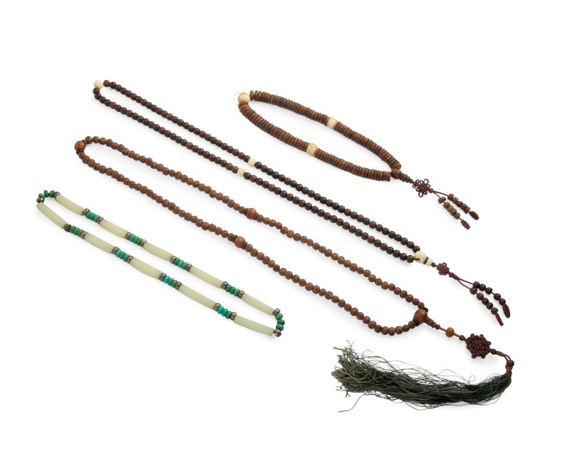 民國 木質念珠三串及玉項鏈一條 | Three Chinese wood beaded rosaries and a jade beaded necklace