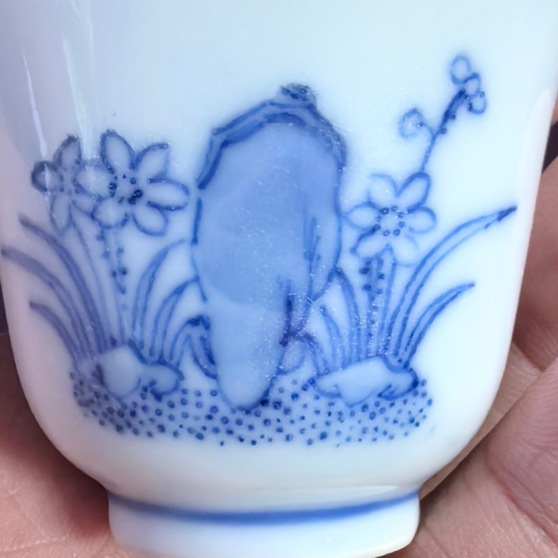 清光绪 青花兰草纹杯 - 图6