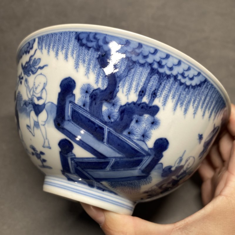 清嘉庆 青花庭院婴戏图碗 - 图10