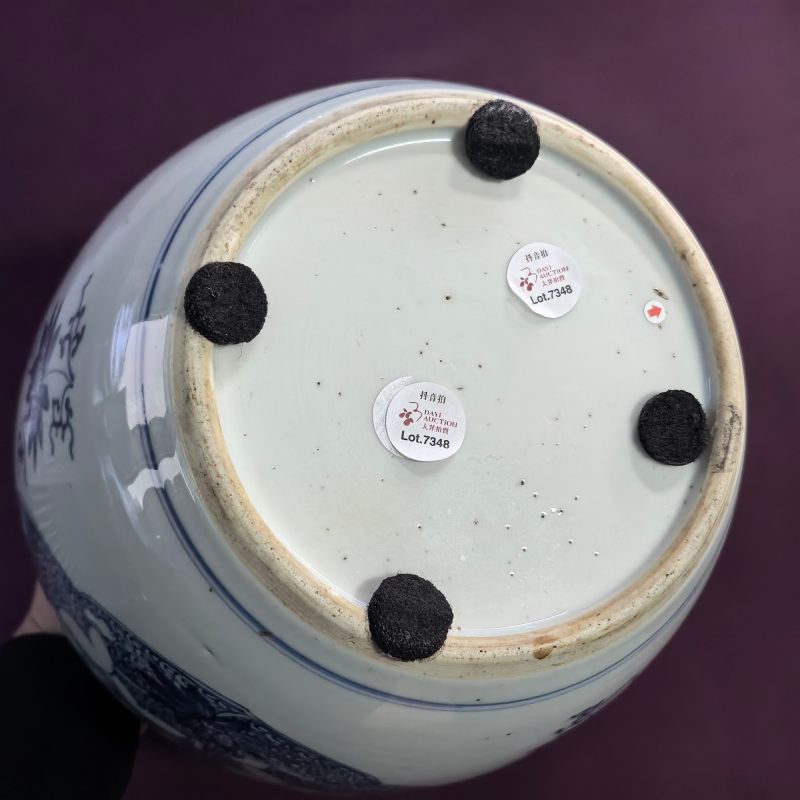 清康熙 青花持莲童子罐 - 图9