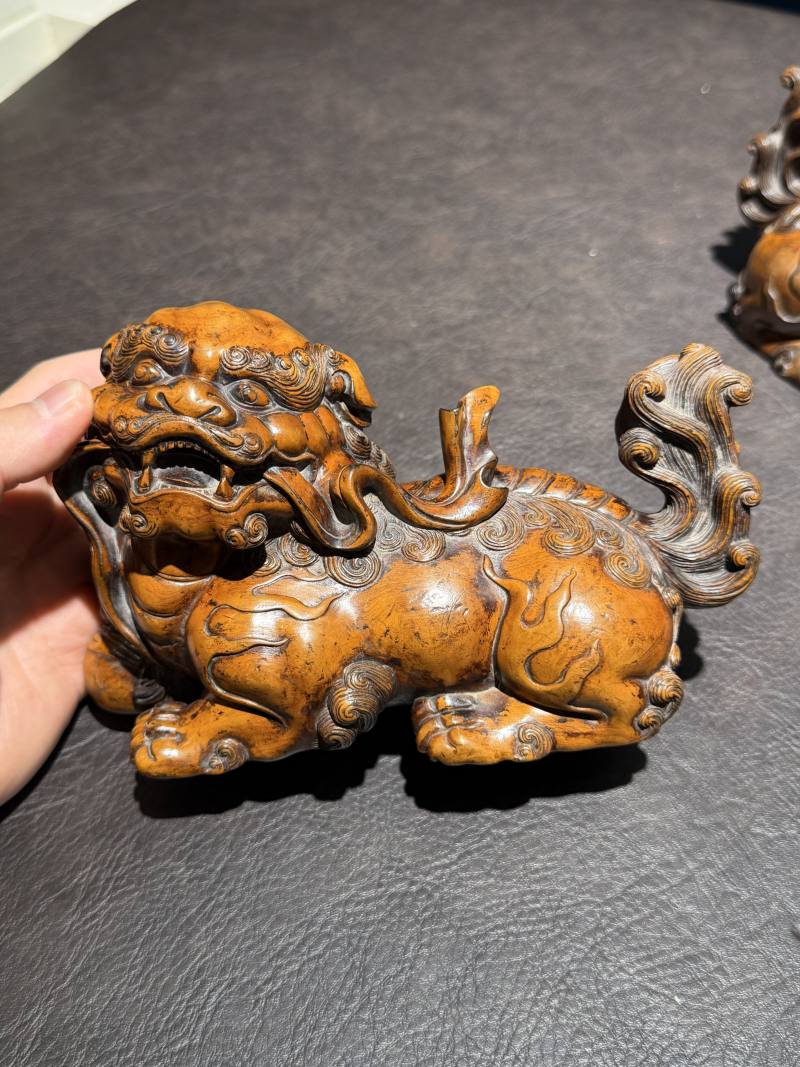 清 黄杨木瑞狮一对 - 图3