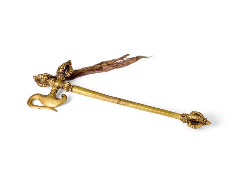 蒙古扎納巴扎爾十七-十八世紀 銅鎏金金剛鈎法器 | A Mongolian gilt copper alloy ritual vajra hook (ankush)
