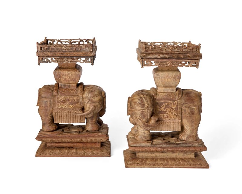 清十七/十八世紀 硬木雕太平有象底座一對 | A pair of Chinese hardwood, possibly jichimu, carved elephant stands