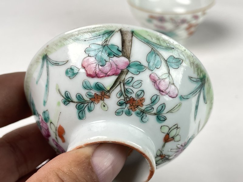 清 粉彩花卉纹盖碗 - 图5