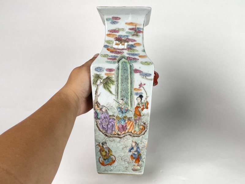 清晚期 粉彩神仙人物纹四方瓶一对 - 图16