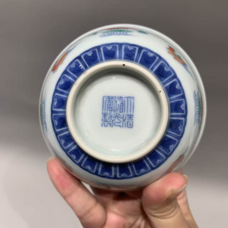 清道光 青花斗彩荷塘鸳鸯纹茶园 - 图11