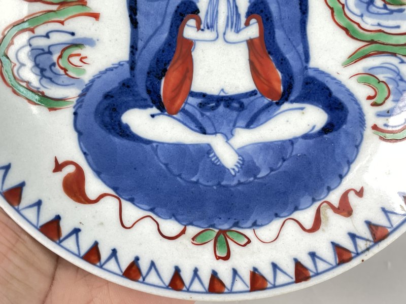 明天启 青花红绿彩罗汉图盘 - 图5