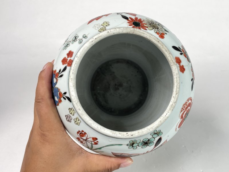 清康熙 五彩花蝶纹小将军罐 - 图9