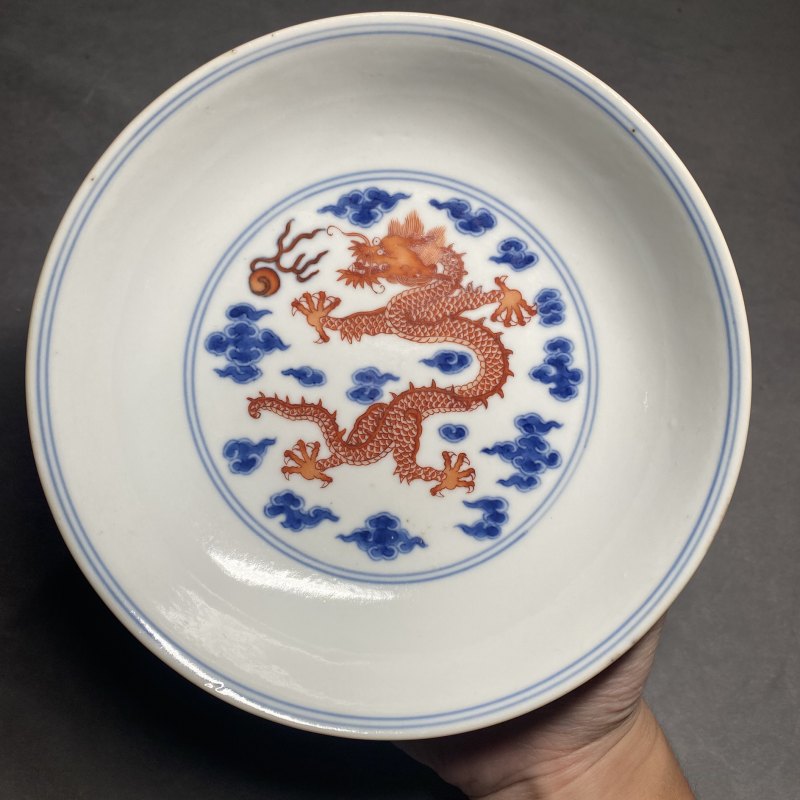 清雍正 青花矾红龙纹盘一对 - 图8