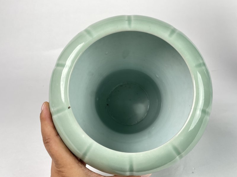 清乾隆 青花釉里红佛手花囊 - 图9