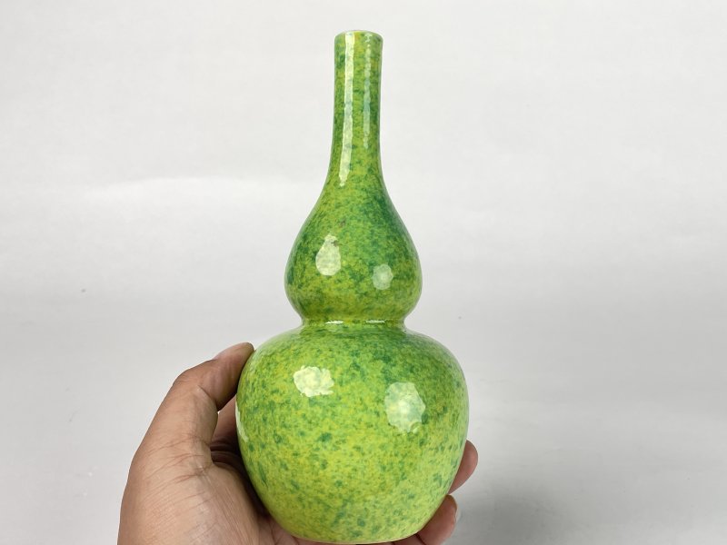 清中期 吹绿釉葫芦瓶 - 图3