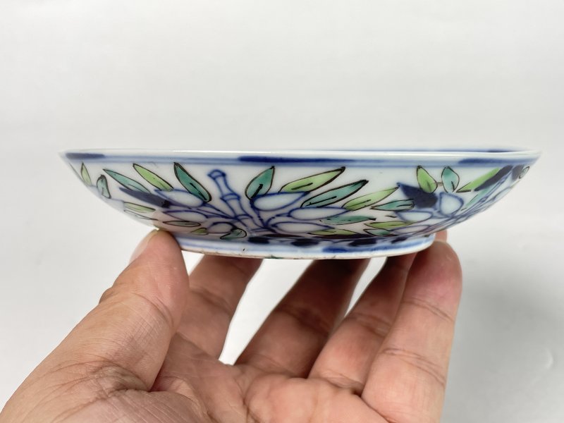 清 玲珑瓷斗彩花卉纹盘 - 图6