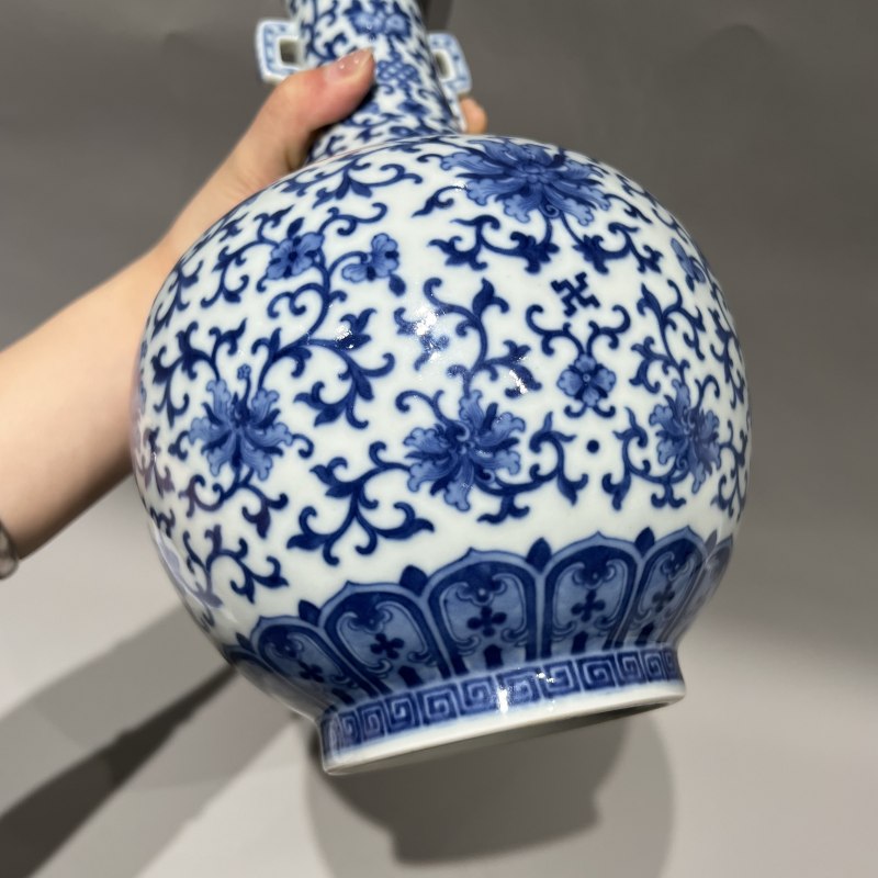 清嘉庆 青花福寿连绵纹双耳瓶 - 图5
