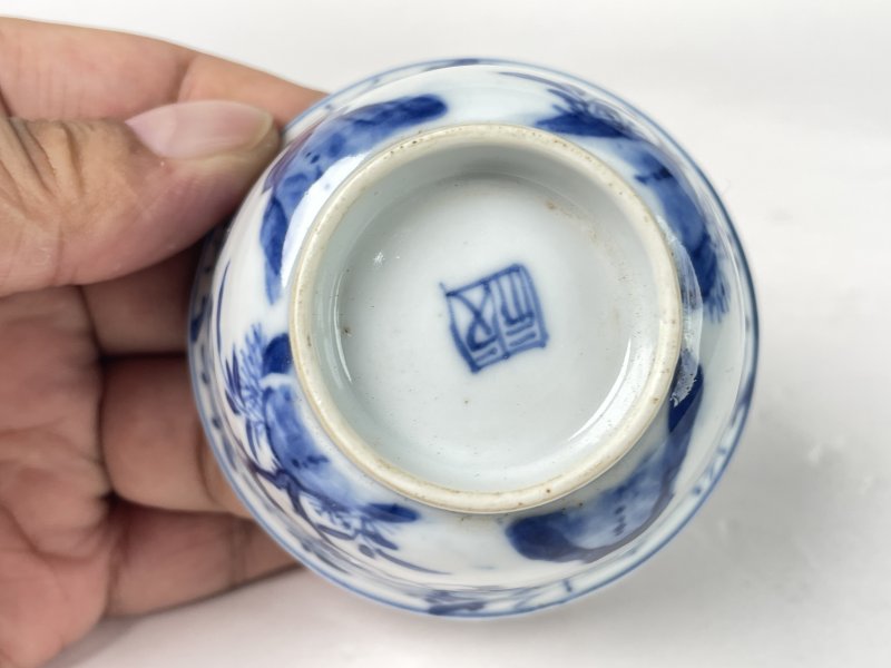 清康熙 青花洞石花卉楼阁杯 - 图7