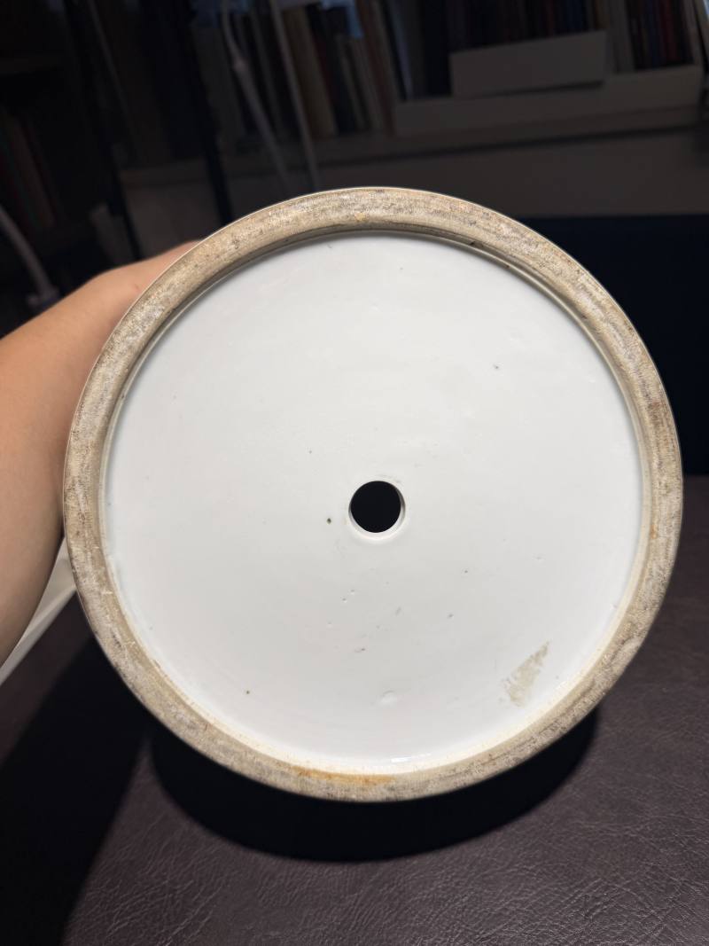 清道光 粉彩矾红仿汉瓦当延年益寿纹大花盆 - 图7
