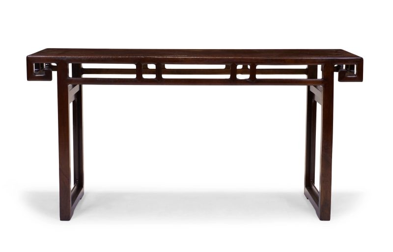 清十七/十八世紀 雞翅木供桌 | A Chinese jichimu altar table