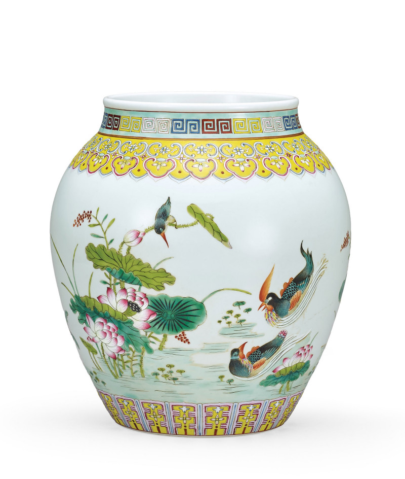 清光緒  粉彩荷塘春色圖罐 - 图1