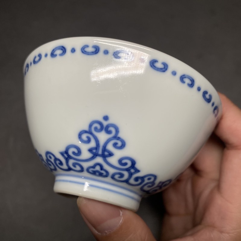 清雍正 青花贯套如意纹杯 - 图9