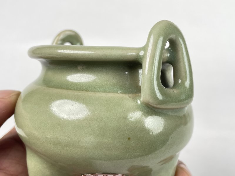 清 仿龙泉双耳炉 - 图8