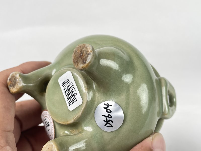 清 仿龙泉双耳炉 - 图9