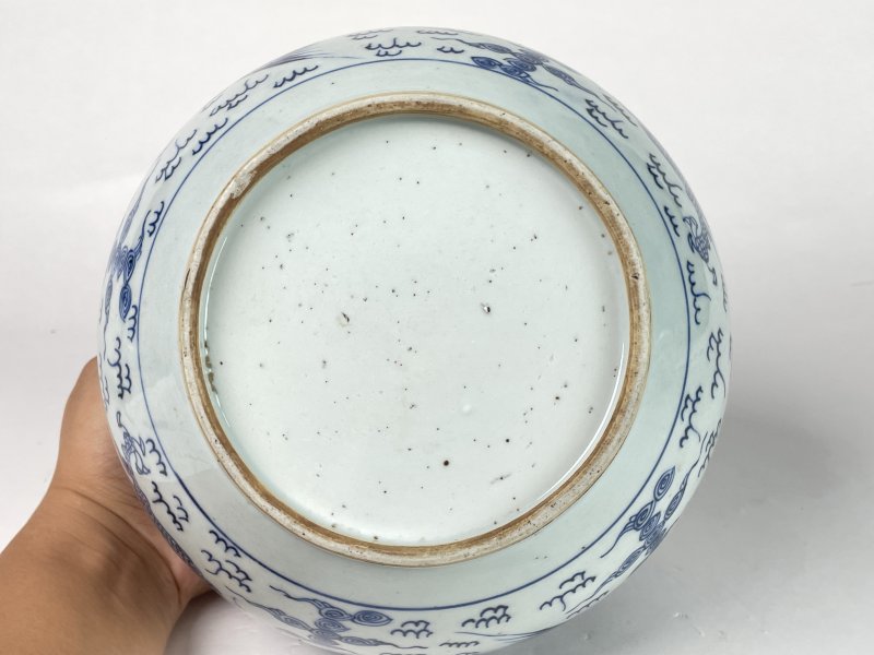 清雍正 淡描青花龙纹粥罐 - 图9