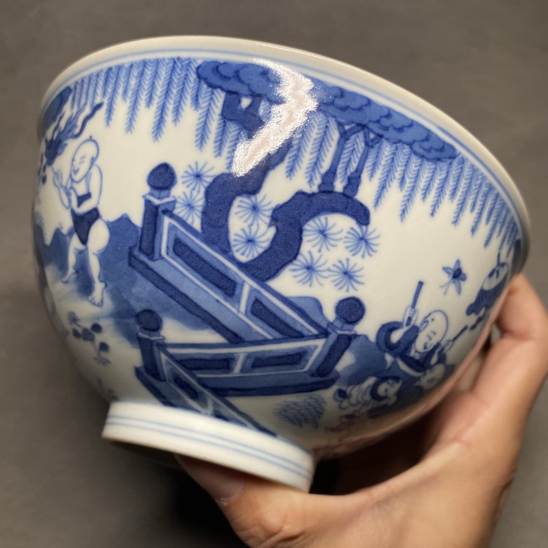 清道光 青花庭院婴戏图碗 - 图8