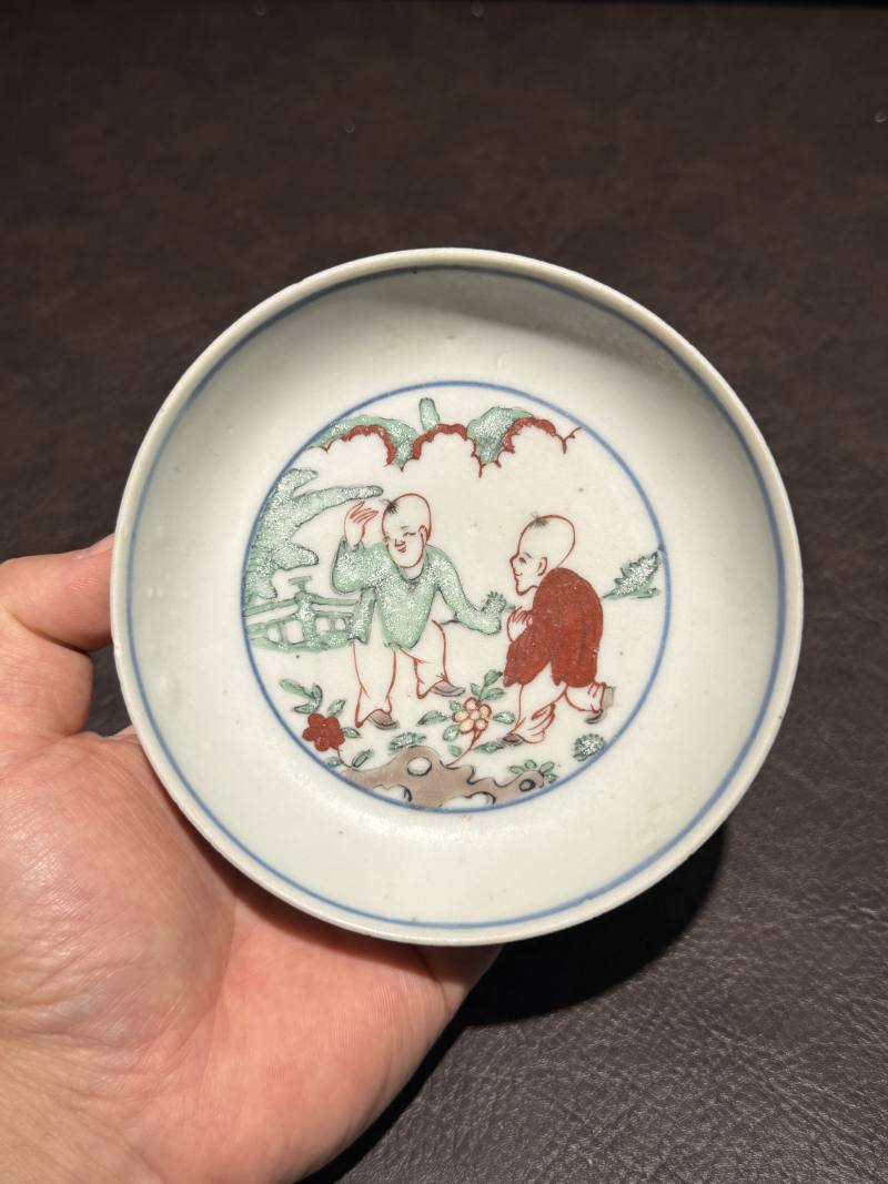 清 五彩婴戏图盘 - 图2