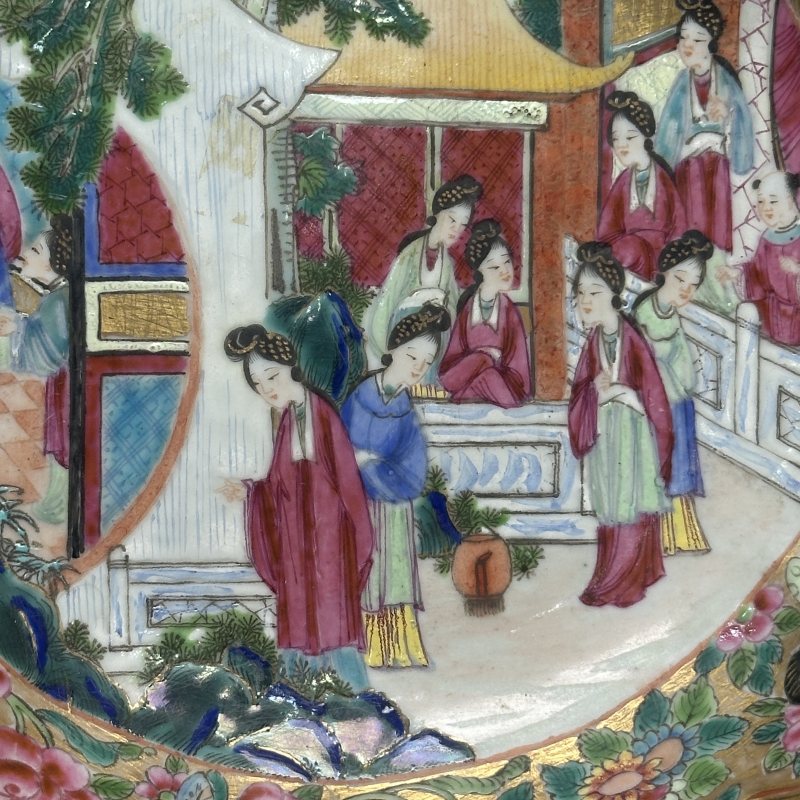 清晚期 广彩人物图花口盘 - 图3