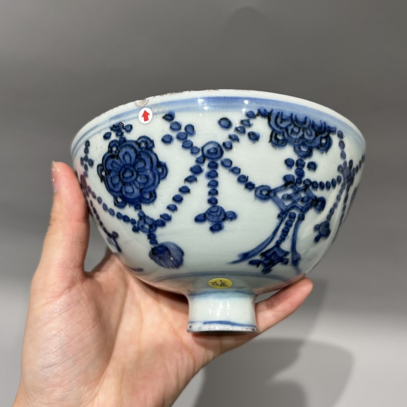 明中期 青花剔刻缠枝花卉莲托八宝纹净水碗（隐元喜助器） - 图10
