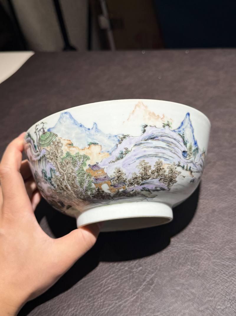 清乾隆 粉彩山水人物碗 - 图7