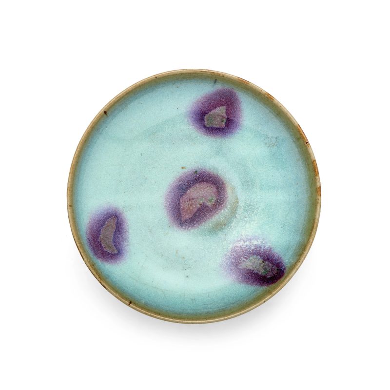 宋/金 鈞窯天藍釉紫斑大碗 | A large Chinese Junyao purple-splashed bowl - 图1