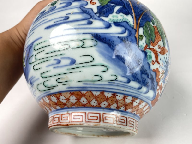 明崇祯 青花加彩长颈瓶 - 图11