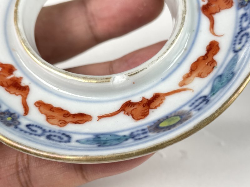 清光绪 青花矾红彩人物八宝纹盖碗一对 - 图21